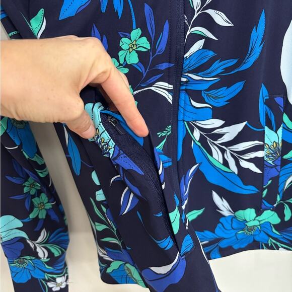 Tommy Bahama UPF 50+ Full Zip Golf Jacket in Blue and Green Floral - Size M - Picture 7 of 8